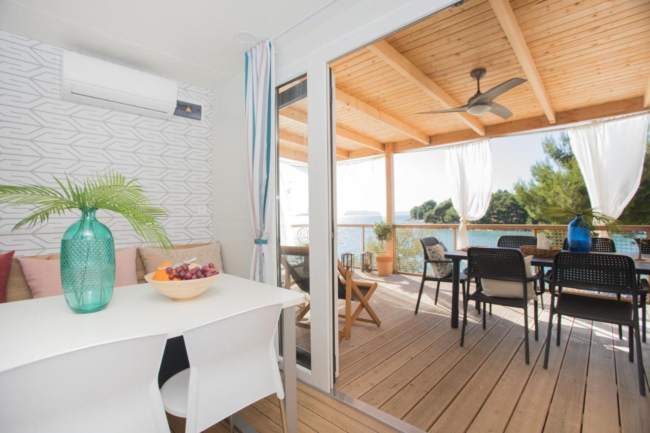 Mara'S Coast - Amelia Apartment Pakostane Exterior photo